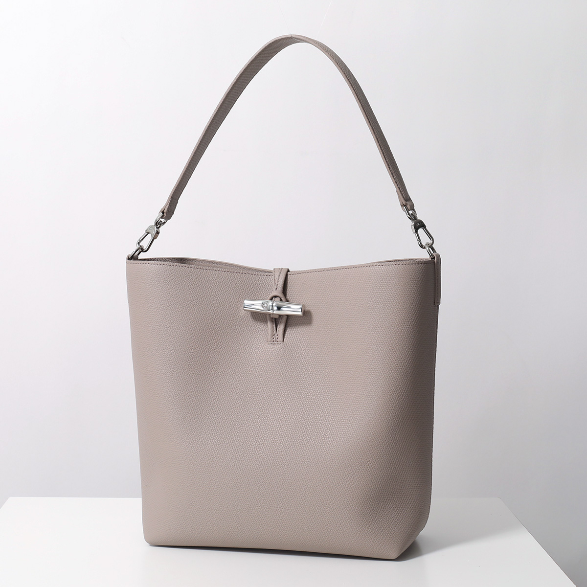 【超美品】ロンシャン 2way ロゾ トート 肩掛け可 A4収納可 超美品】ロンシャン 2way ロゾ トート 肩掛け可 A4収納可 - メルカリ