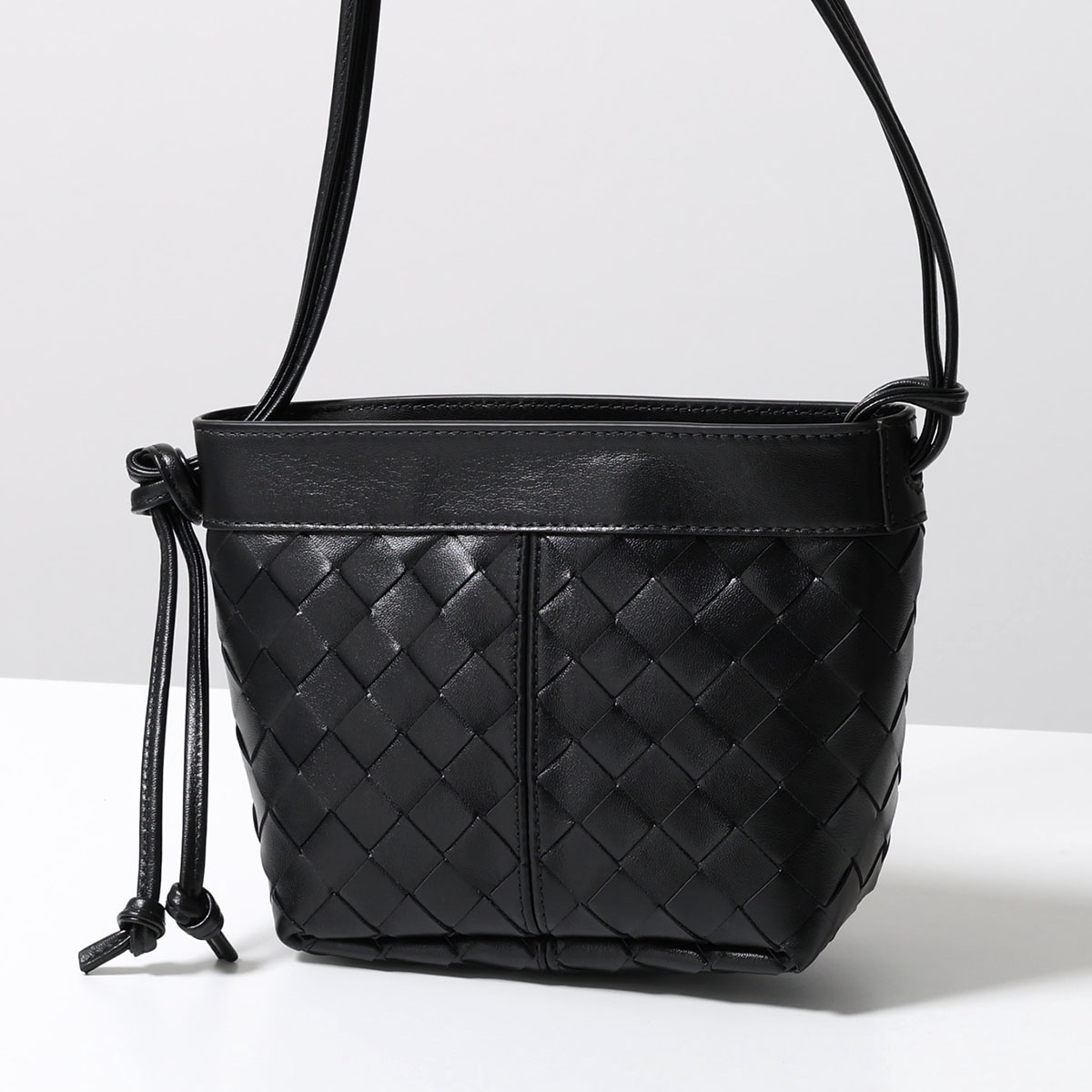 【値引き】BOTTEGA VENETA ボッテガヴェネタ　ショルダーバッグ BOTTEGA VENETA 並行輸入 ボッテガヴェネタ ショルダーバッグ