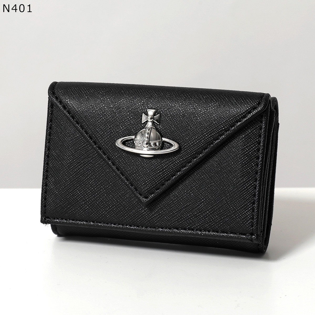 Vivienne Westwood（ヴィヴィアンウエストウッド） 三つ折り財布