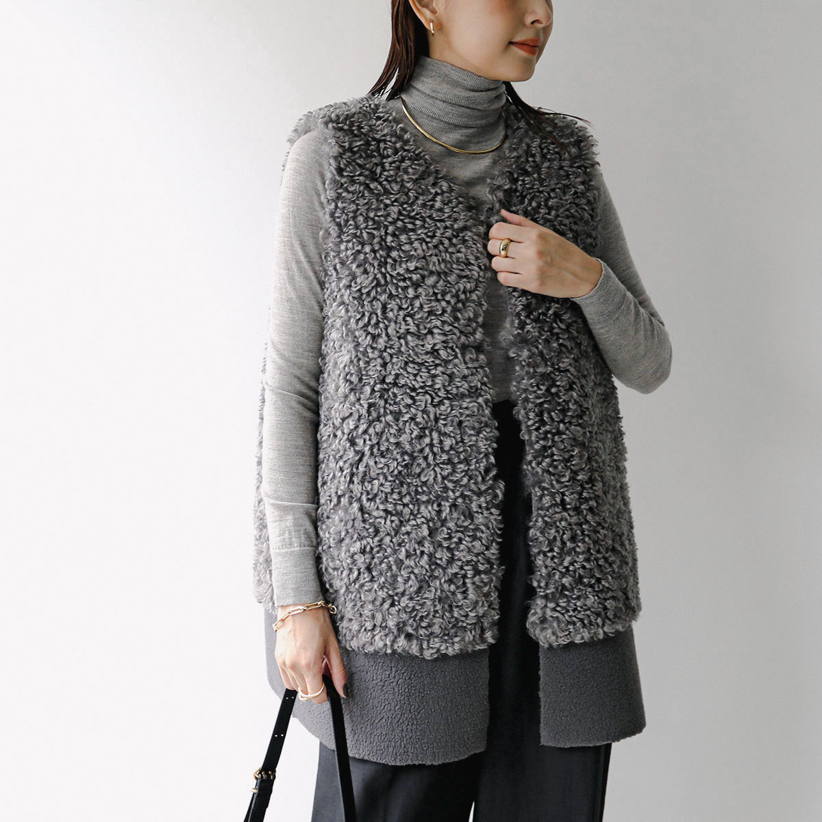 QTUME クチューム ベスト 24509 レディース リバーシブル プードル