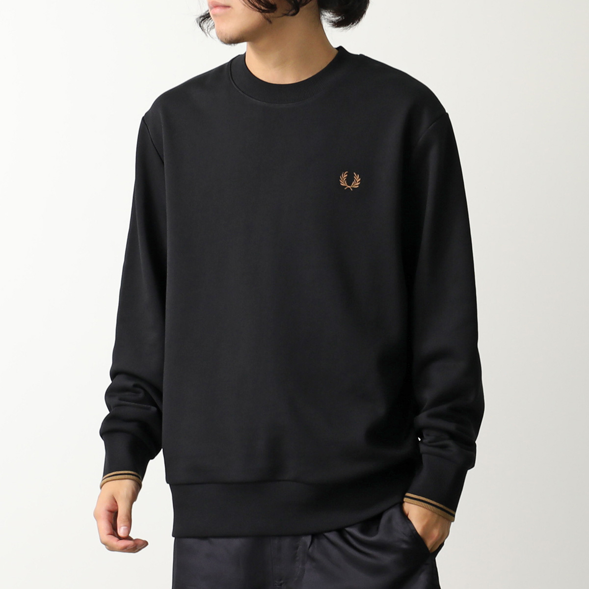 FRED PERRY（フレッドペリー） スウェット Crew Neck Sweatshirt M7535