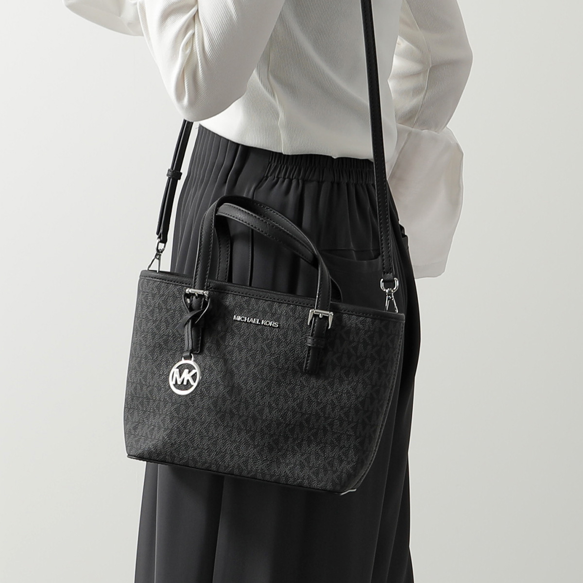 マイケルコース ショルダーバッグ（柄：ロゴ）のおすすめ人気商品一覧