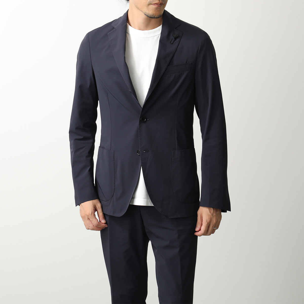 LARDINI ラルディーニ セットアップスーツ ブートニエール　46 LARDINI ラルディーニ セットアップ トラベルスーツ AA091AQ10