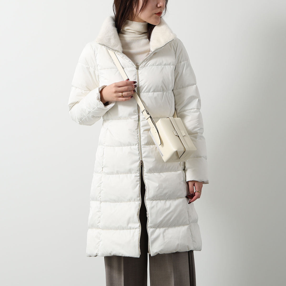 HERNO（ヘルノ） ダウンコート PI002124D 12170Z レディース サテン