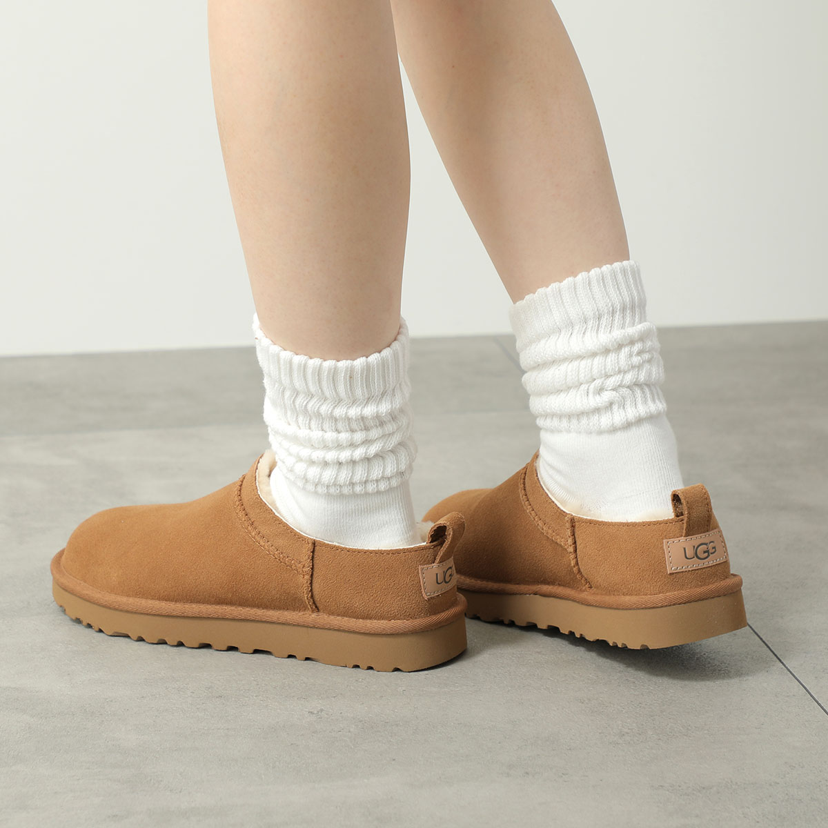 12/31まで価額限定UGG ベージュ スエード スリッポン UGG（アグ） スリッポン CLASSIC MICRO クラシック マイクロ 1173891