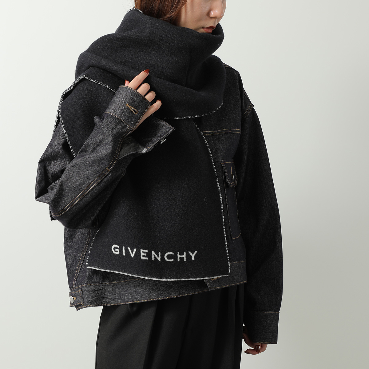 GIVENCHY（ジバンシィ） マフラー J5784 レディース ストール ロゴ