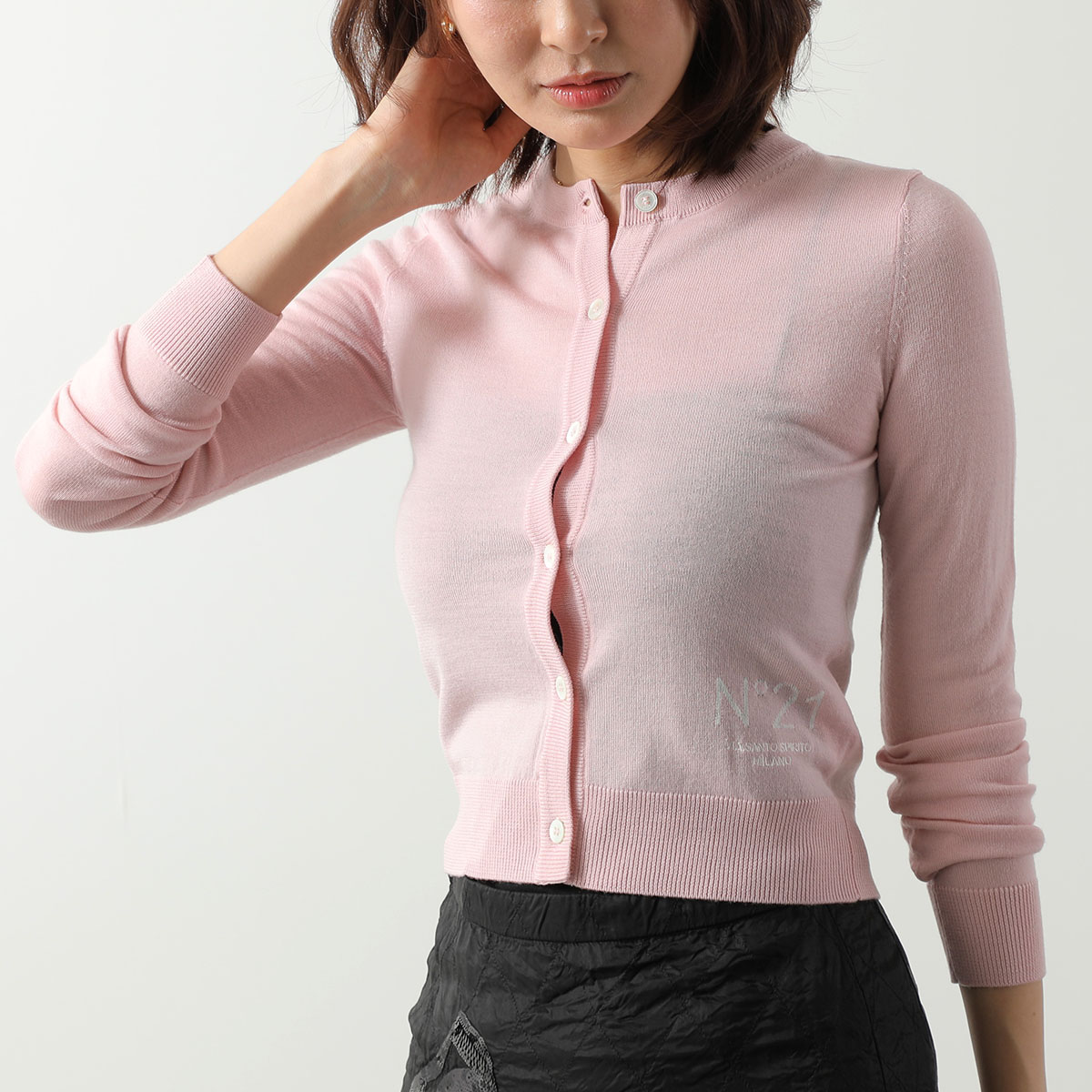 N°21（ヌメロヴェントゥーノ） カーディガン A031 9000 レディース