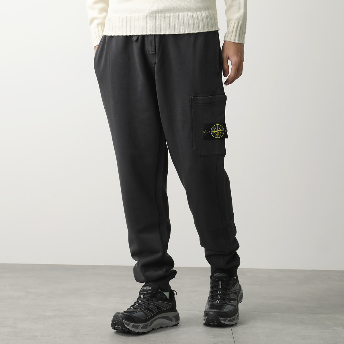 STONE ISLAND（ストーン アイランド） スウェットパンツ K2S156200010