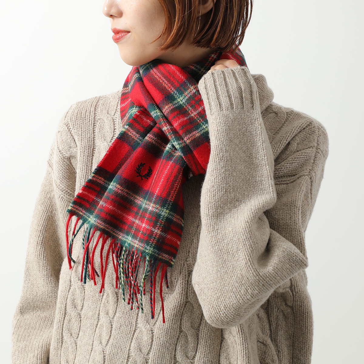 FRED PERRY（フレッドペリー） マフラー C8137 レディース メンズ