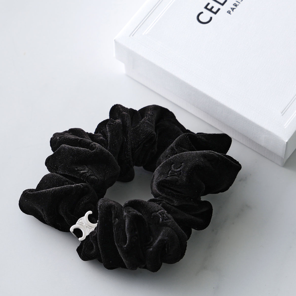 CELINE（セリーヌ） シュシュ Stamped Scrunchy スタンプ 461QF2BPO