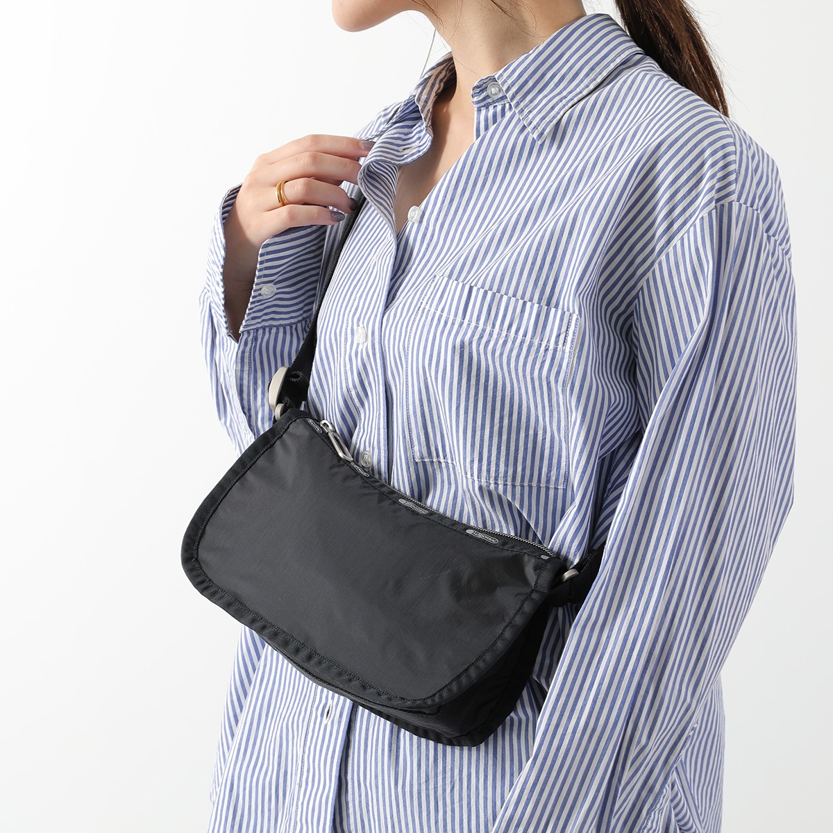 2646　レスポートサック　エッセンシャル　ショルダーバッグ　黒　タグ付新品 2646 レスポートサック エッセンシャル ショルダーバッグ 黒 タグ付