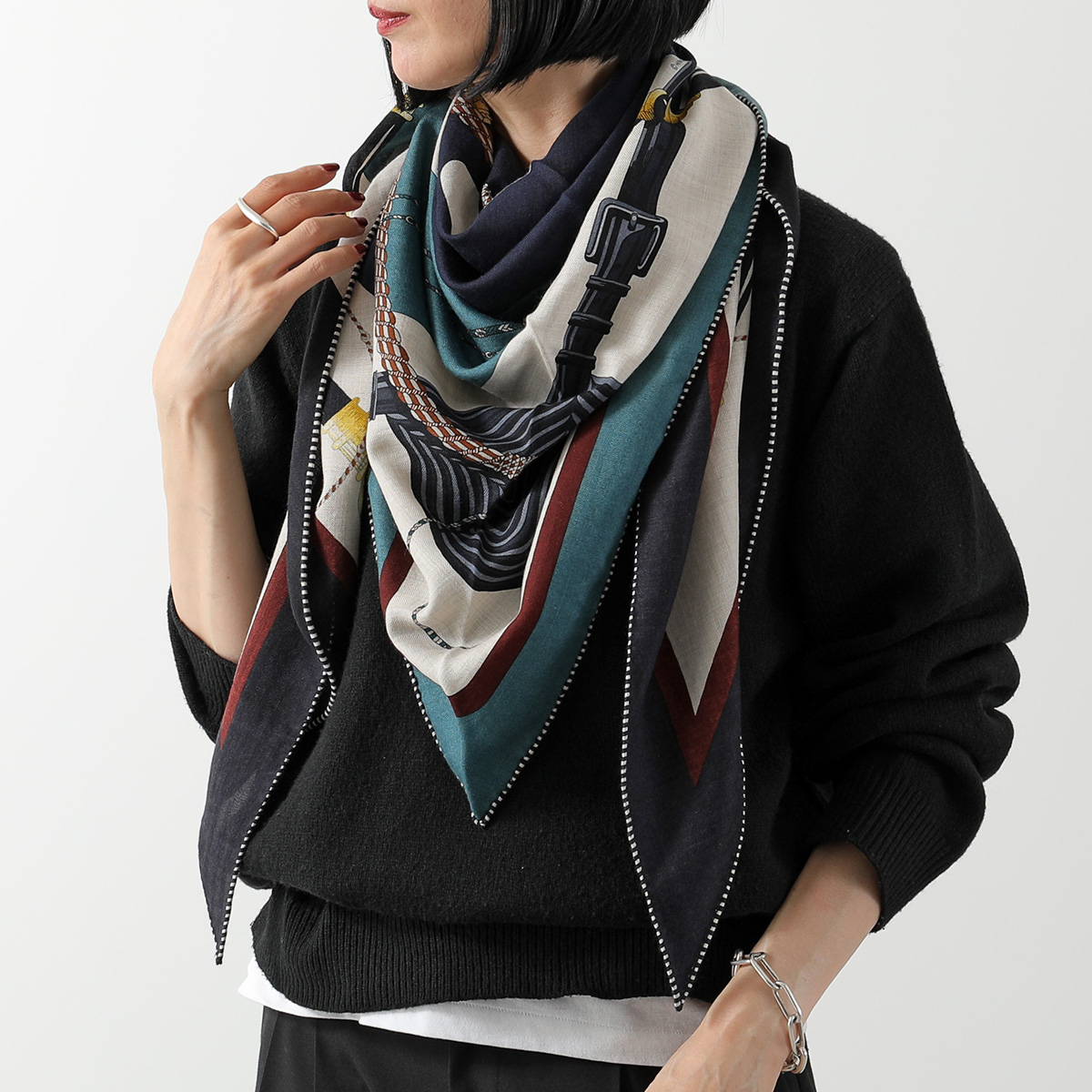 HERMES（エルメス） スカーフ 208×99 トライアングル クリック