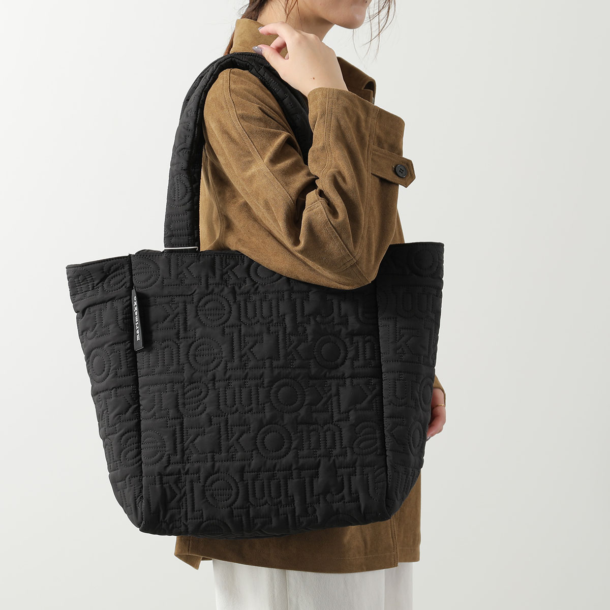 美品マリメッコ本革レザートートバッグ黒A4対応ロゴ刻印北欧ブランドフィンランド製 marimekko（マリメッコ） 【10%OFFクーポン】マリメッコ トートバッグ