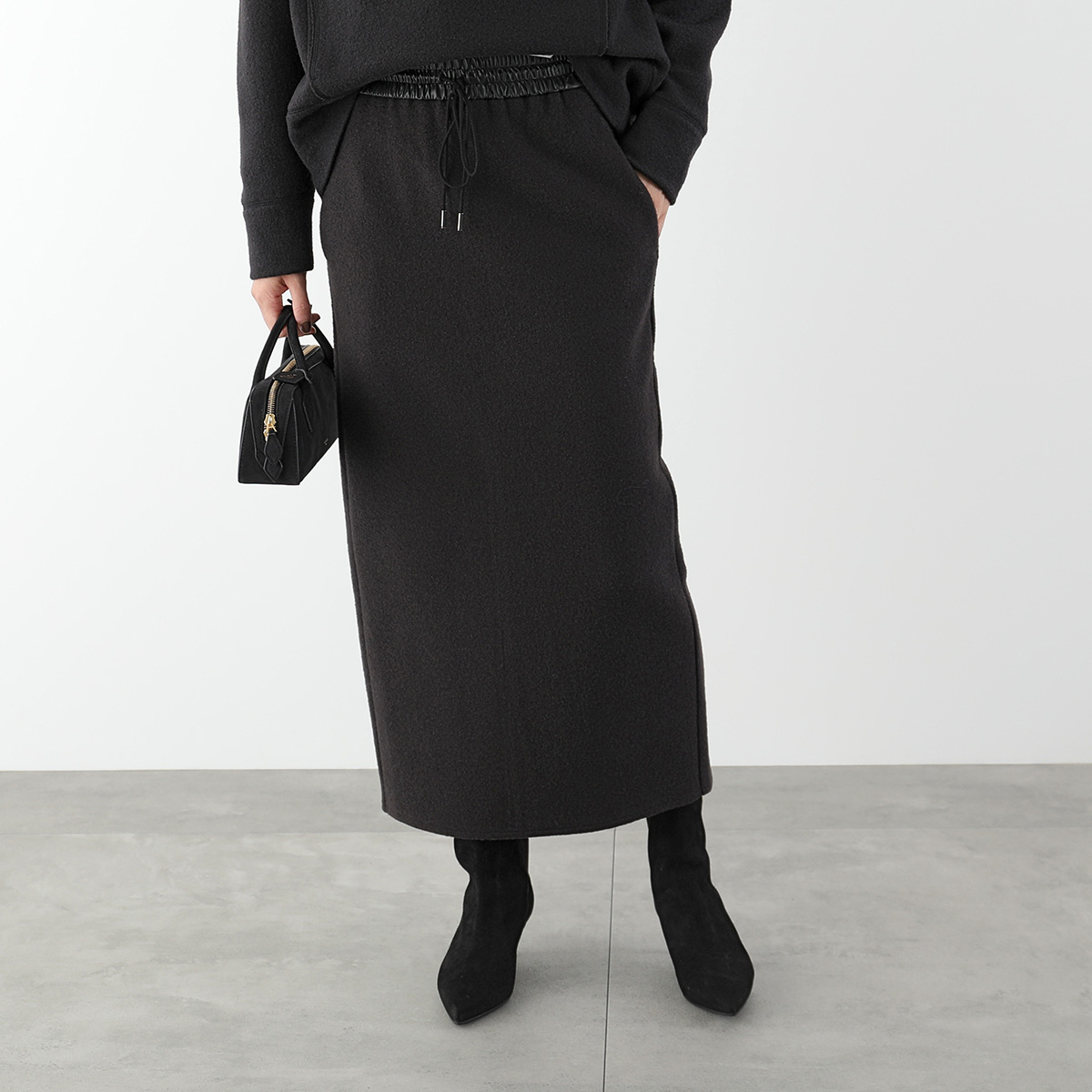 美品　PASSIONE パシオーネ　ロング ジレ　ボア　黒　38 美スタイル 美品 PASSIONE パシオーネ ロング ジレ ボア 黒 38 美スタイル