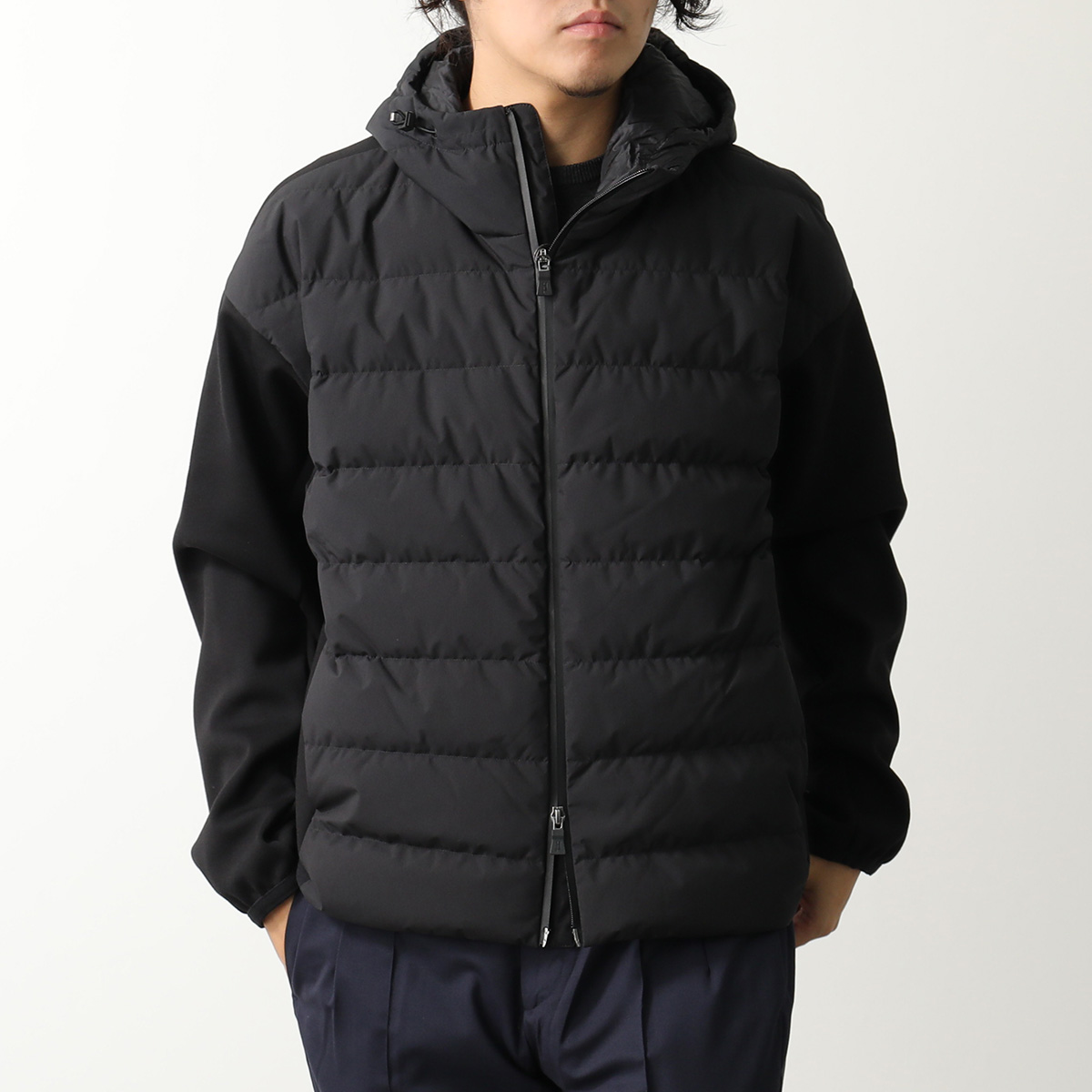 ヘルノ•シグネチャーダウン・ブラック40 ヘルノ•シグネチャーダウン・ブラック40 ヘルノ•シグネチャーダウン