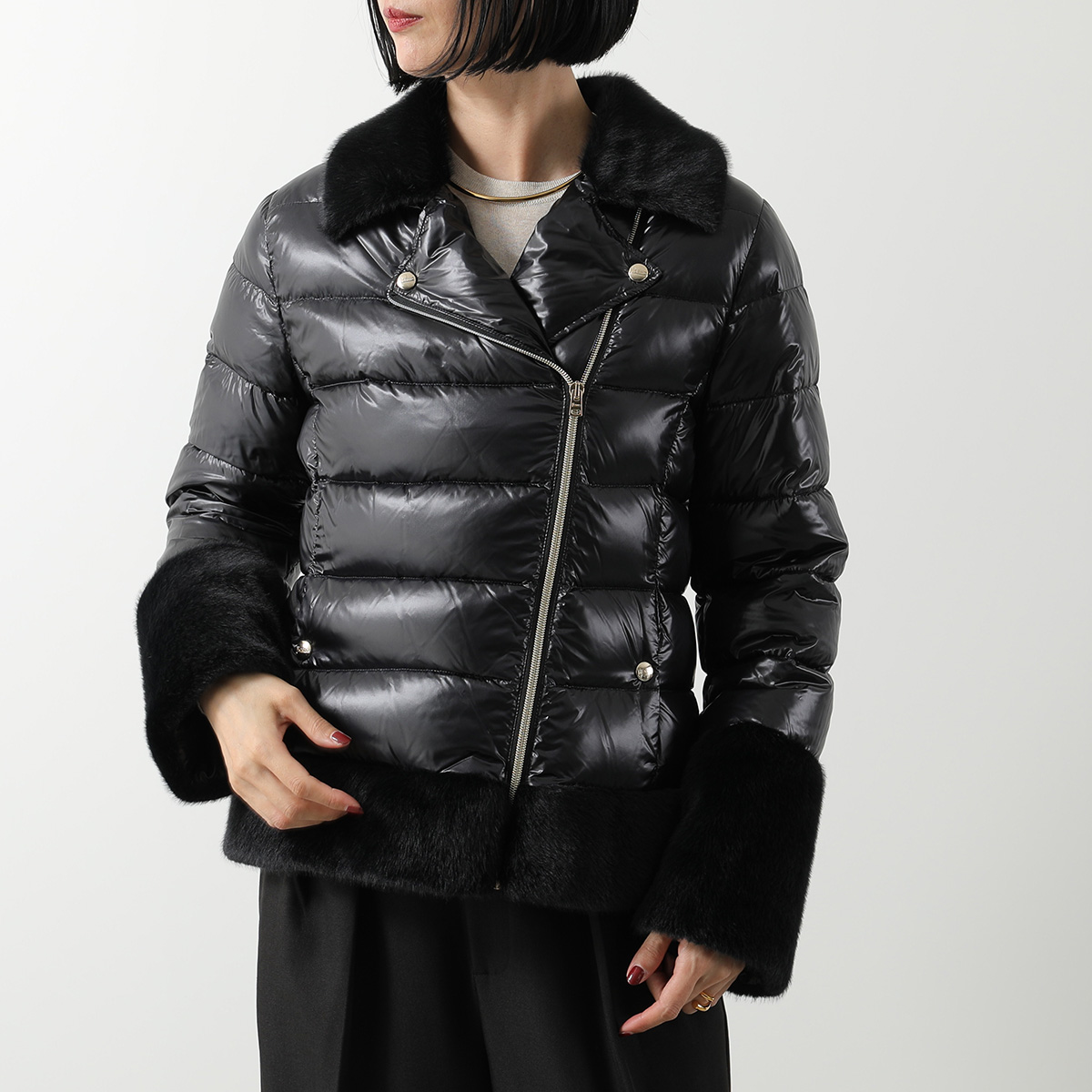 HERNO レディースダウンコート、ダウンジャケット（丈タイプ：ショート