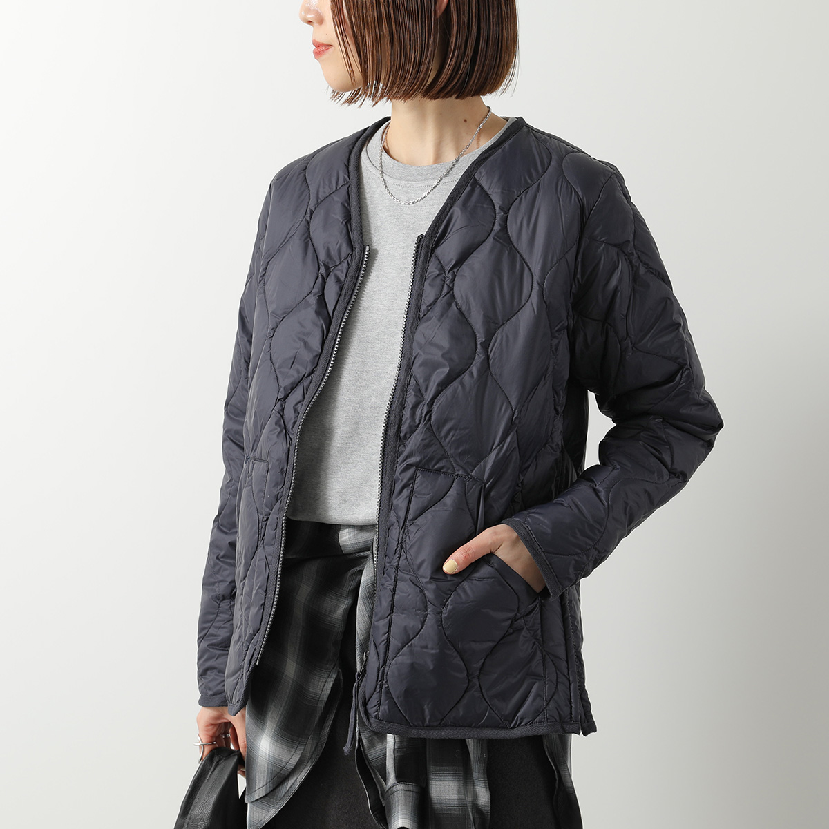 TAION タイオン ダウンジャケット MILITARY V NECK W-ZIP DOWN JKT