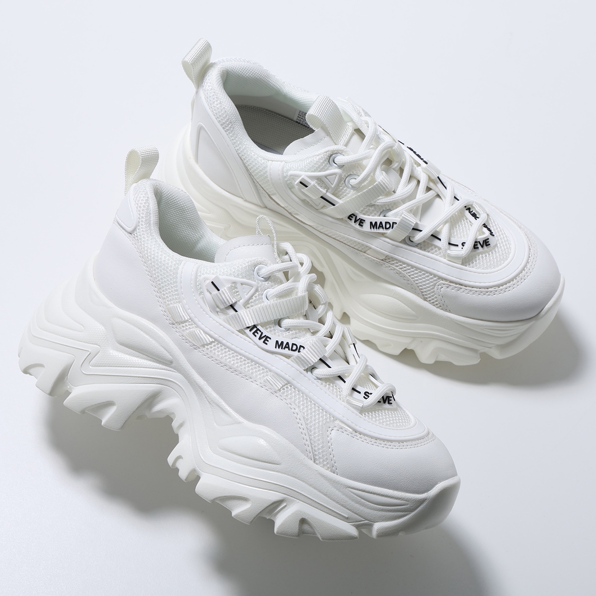 クラらさん専用✨STEVE MADDEN スティーブマデンRECOUPE STEVE MADDEN（スティーブ・マデン） スニーカー RECOUPE レディース