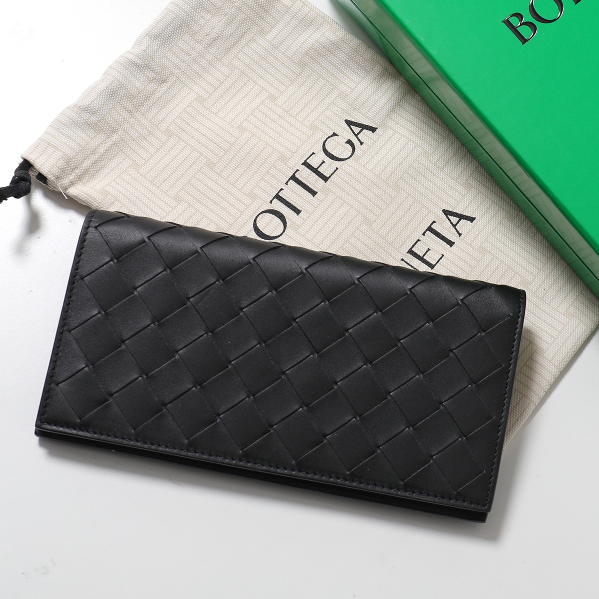 BOTTEGA VENETA（ボッテガ・ヴェネタ） 二つ折り長財布 814673 VCPQ4