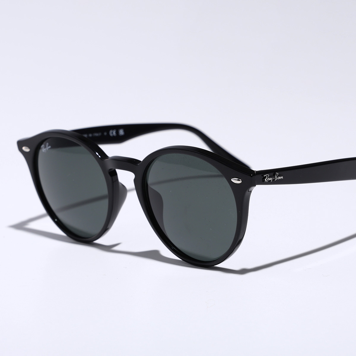 レイバン　ラウンド型サングラス　RB2180F　ブラック Ray-Ban（レイバン） サングラス RB2180F レディース ボストン型 セル