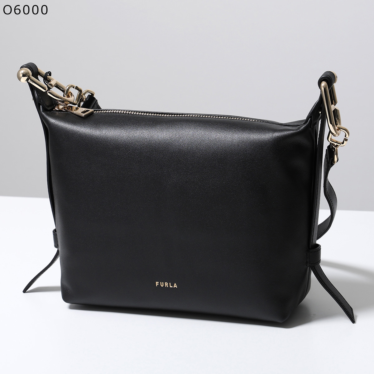 【未使用】FURLA イカロ 4way レザーショルダーバッグ 本革 ブラック 未使用】FURLA イカロ 4way レザーショルダーバッグ 本革 ブラック