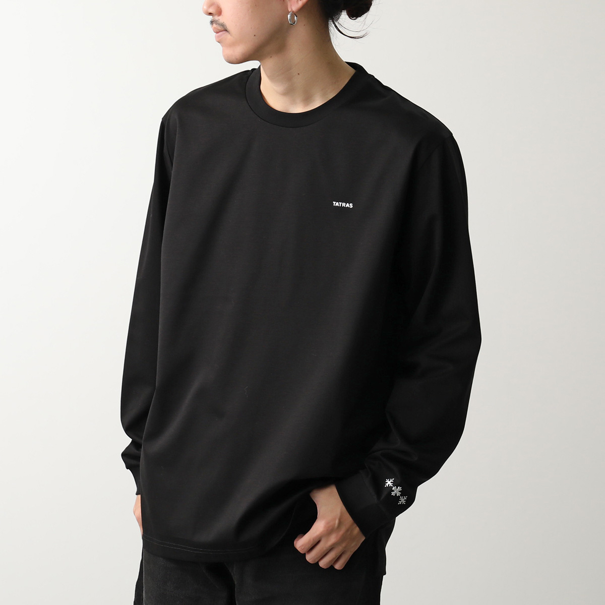 美品✨ TATRAS タトラス シカード ロゴ ロンT 長袖tシャツ TATRAS（タトラス） Tシャツ SICADO シカード MJXA0054083588 メンズ