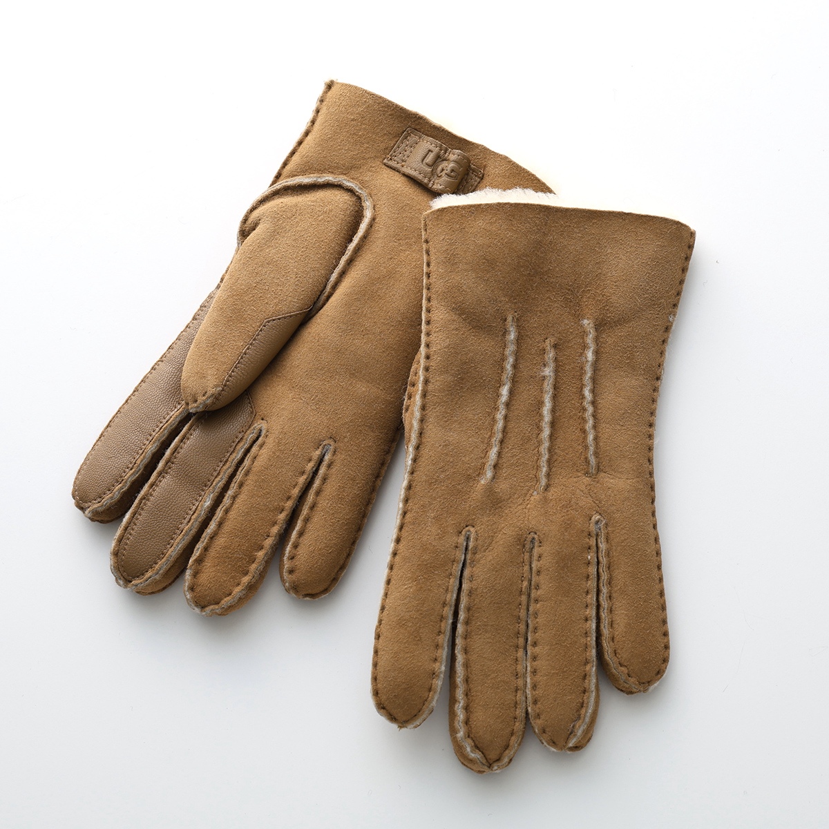 UGG アグ 【新品タグ付き】 レザー手袋 牛革 キャメル 内側シープスキン M UGG（アグ） 手袋 Sheepskin Tech Glove シープスキン テック グローブ