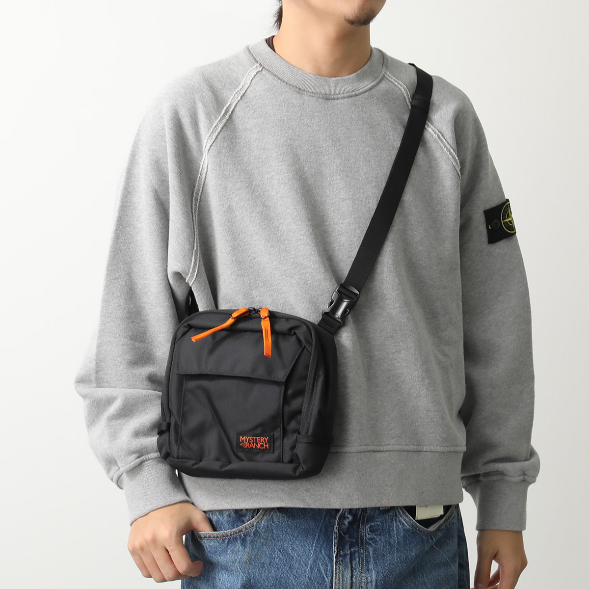 MYSTERY RANCH（ミステリーランチ） ショルダーバッグ DISTRICT 4