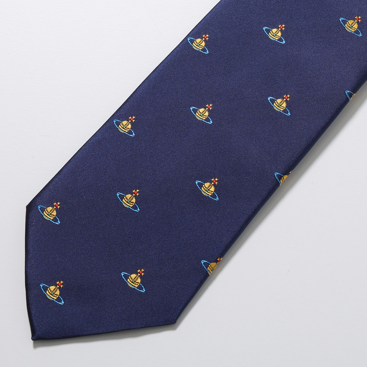 美品　Vivianne Westwood ハート 総柄　オーブ　絹　ネクタイ Vivianne Westwood ネクタイ ハート 総柄 オーブ シルク 絹 楽天市場