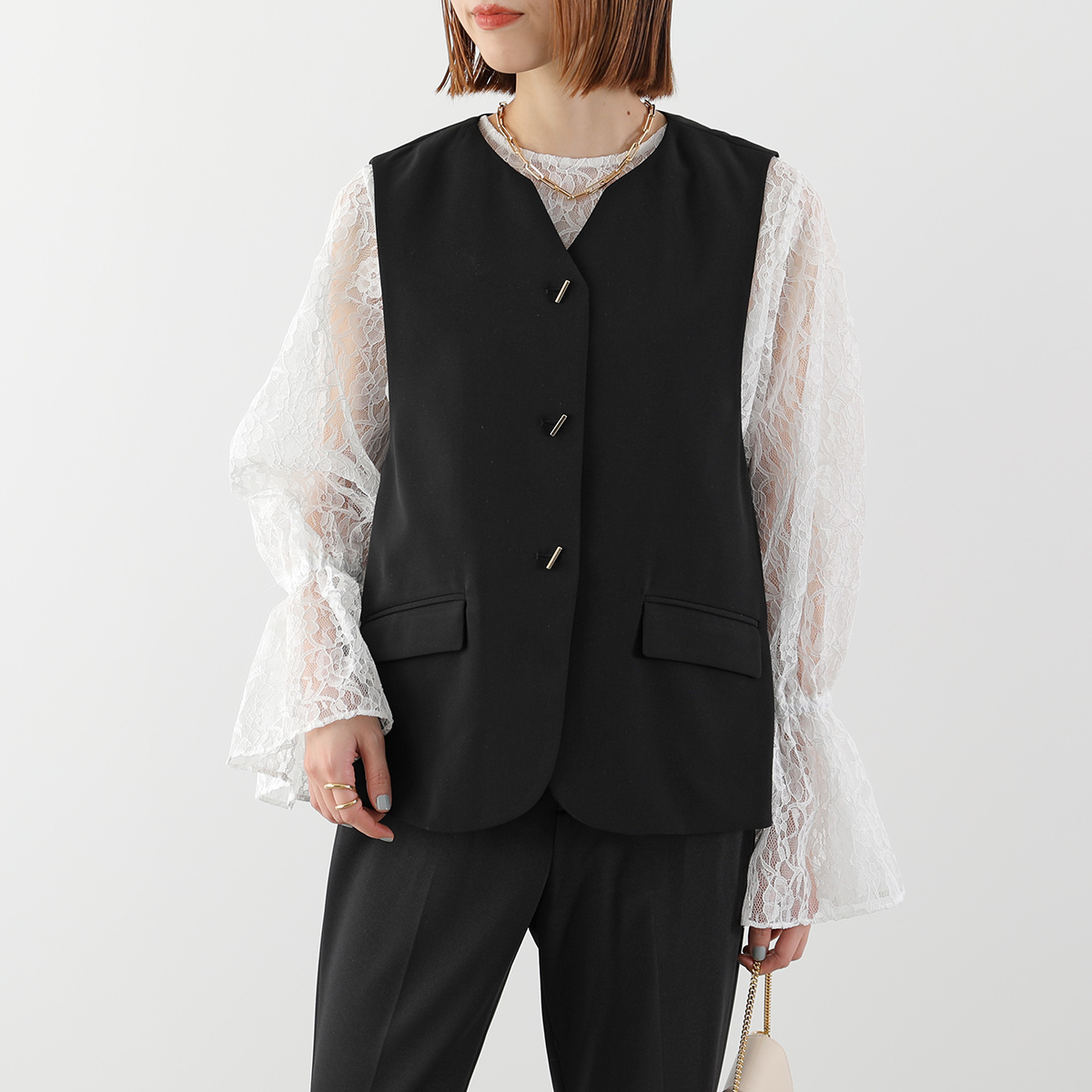 CHIGNON（シニヨン） ベスト 4956-443MK レディース フレア Vネック
