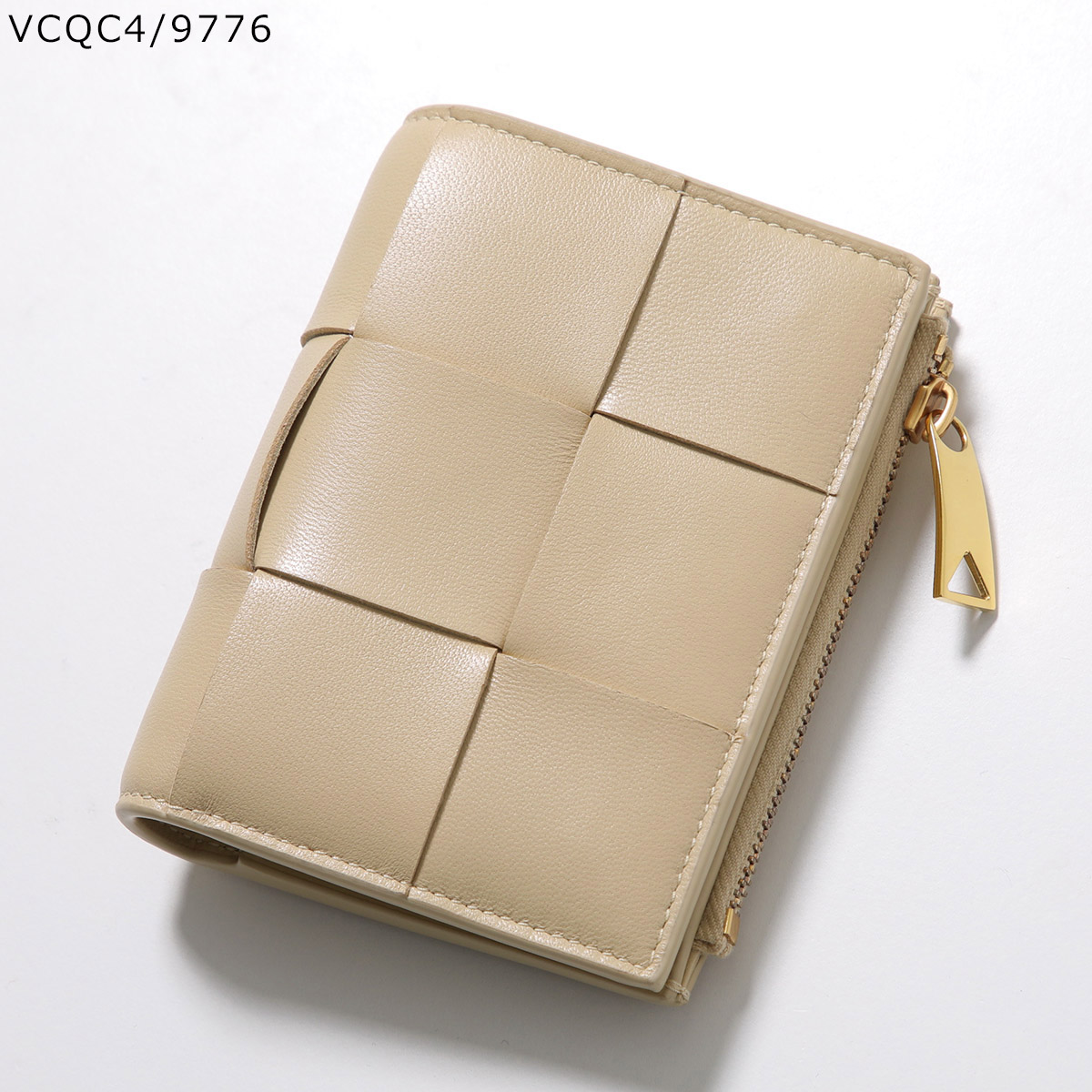 【美品】ボッテガヴェネタ☆マキシ　イントレチャート　折り財布　かわいい　箱付き ボッテガヴェネタ マキシ イントレチャート カセット コンパクト