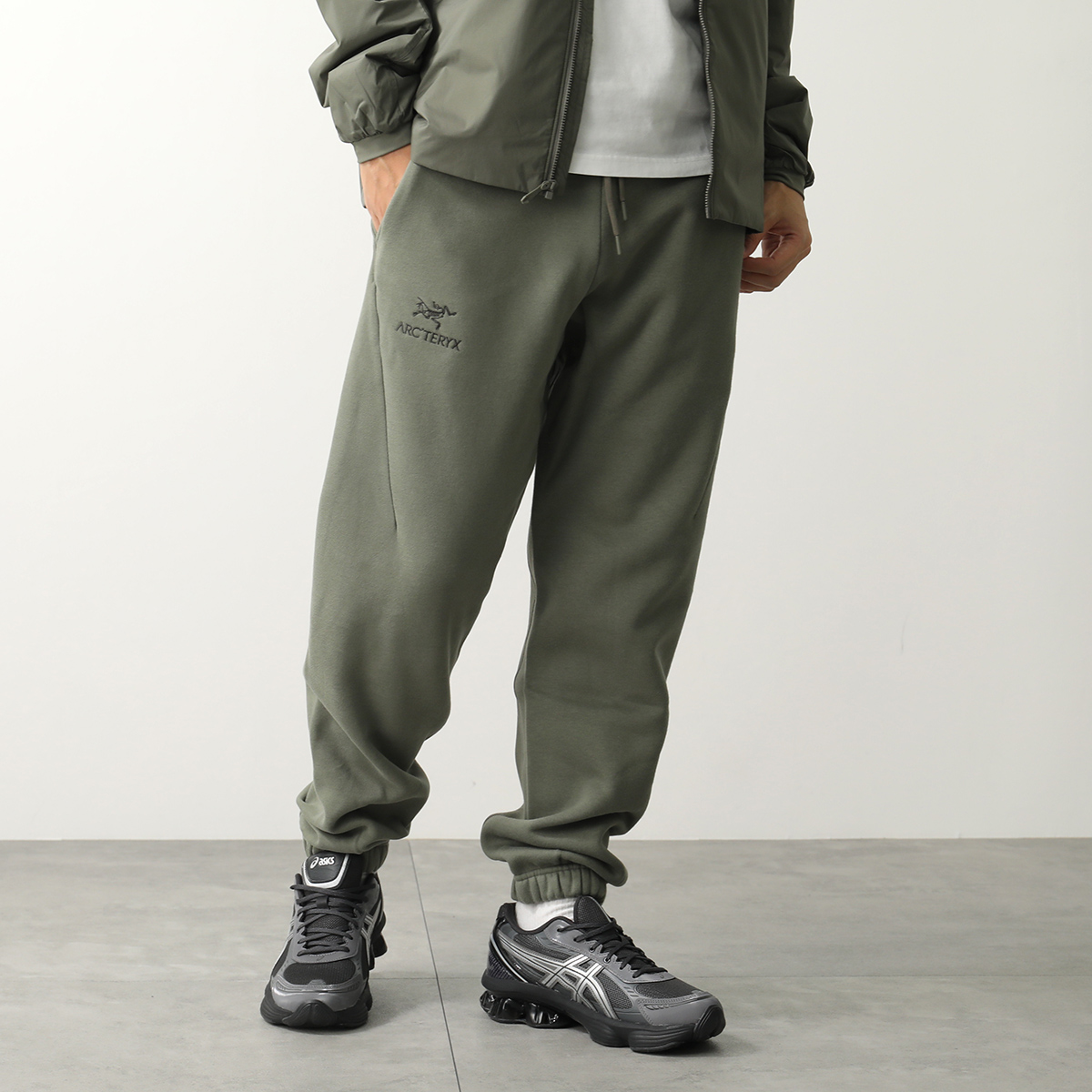 ARC'TERYX（アークテリクス） ARCTERYX スウェットパンツ Emblem