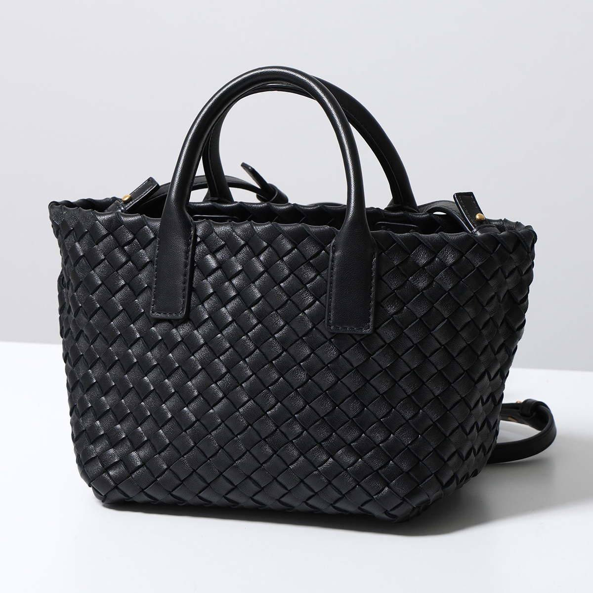 インポートセレクトmusee - BOTTEGA VENETA(ボッテガヴェネタ)｜Yahoo