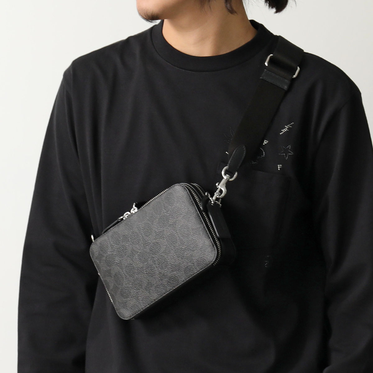 COACH コーチ　シグネチャー柄　ブラック　ショルダー　メンズ COACH（コーチ） ショルダーバッグ CHRT CSB SIG CC チャーター CR783