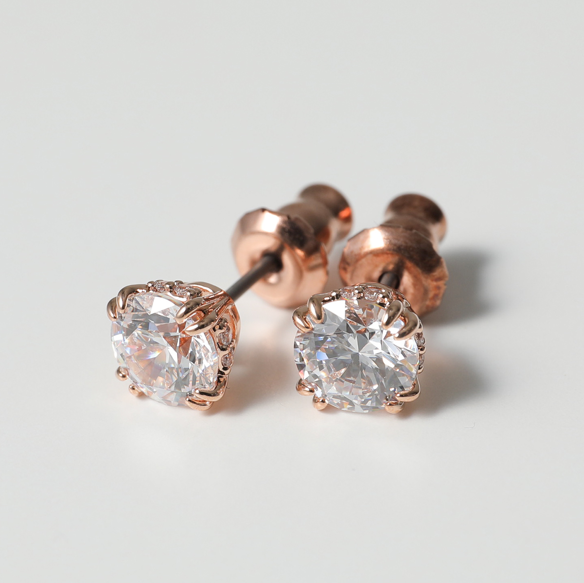 SWAROVSKI（スワロフスキー） ピアス Stilla stud pierce ステラ