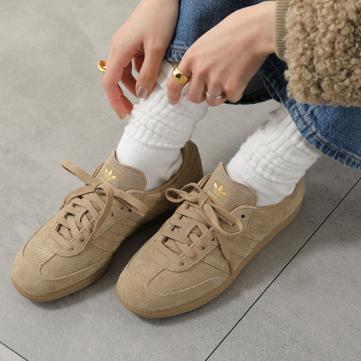 s.santa ベージュ38 adidas Originals アディダスオリジナルス スニーカー SAMBA OG サンバ