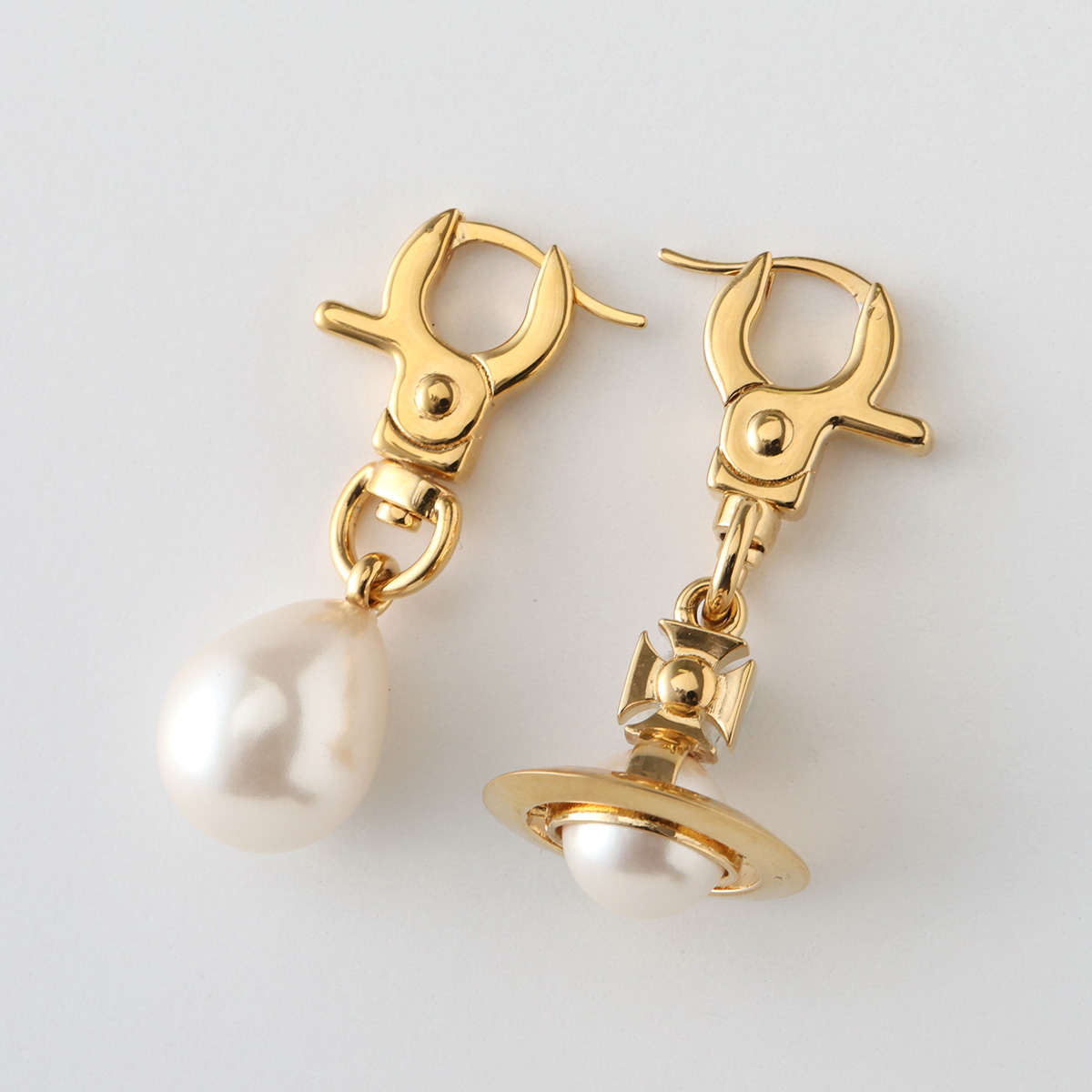 Vivienne Westwood（ヴィヴィアンウエストウッド） ピアス CLAUDE