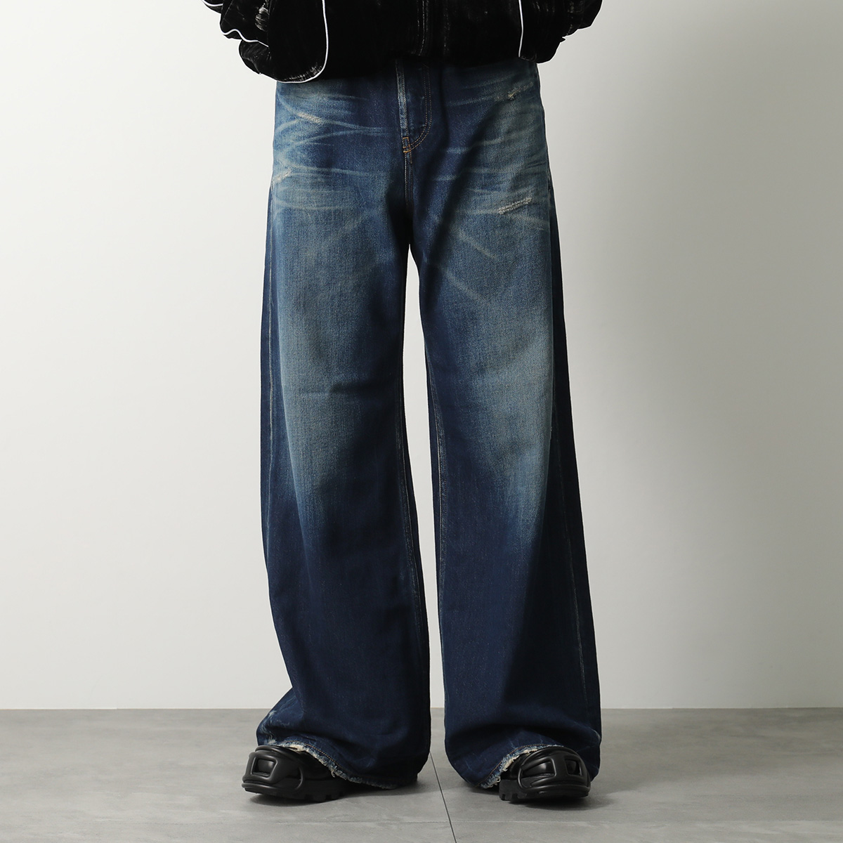 DIESEL メンズジーンズ、デニム（インチ：31インチ）｜ボトムス