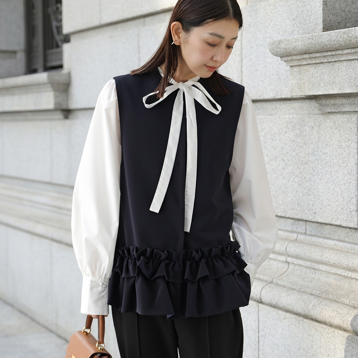 Sono（ソーノ） ベスト S256JV019 レディース ジレ ダブルフリル ノー