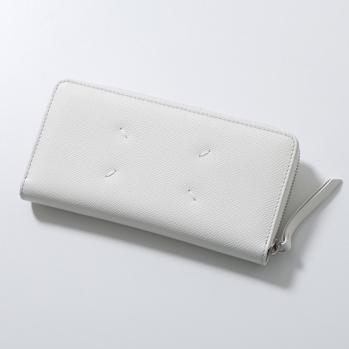 Maison Margiela（メゾンマルジェラ） ラウンドファスナー長財布