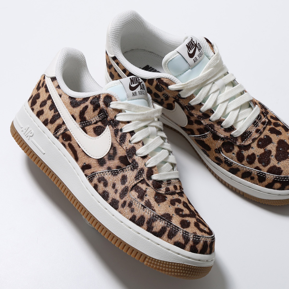 NIKE（ナイキ） スニーカー W AIR FORCE1 07 エア フォース IB7695-200