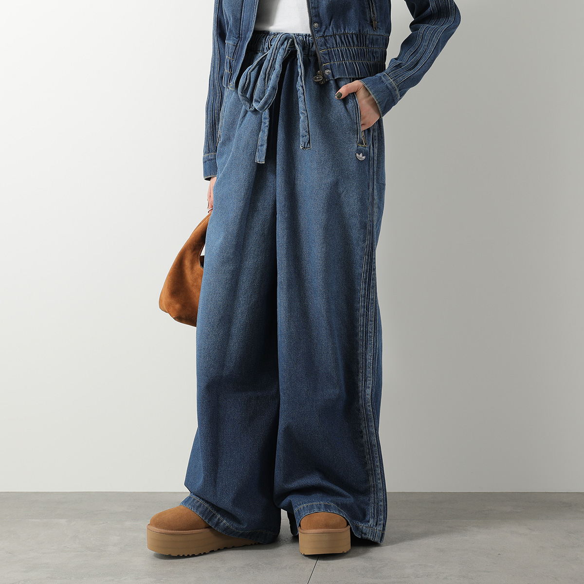 adidas Originals アディダスオリジナルス ジーンズ DENIM TRACKPANTS