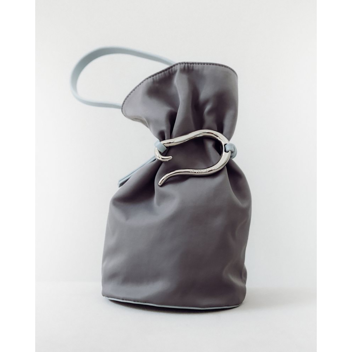 Le Vernis（ル・ベルニ） ハンドバッグ Poire bukcket bag S ポワール