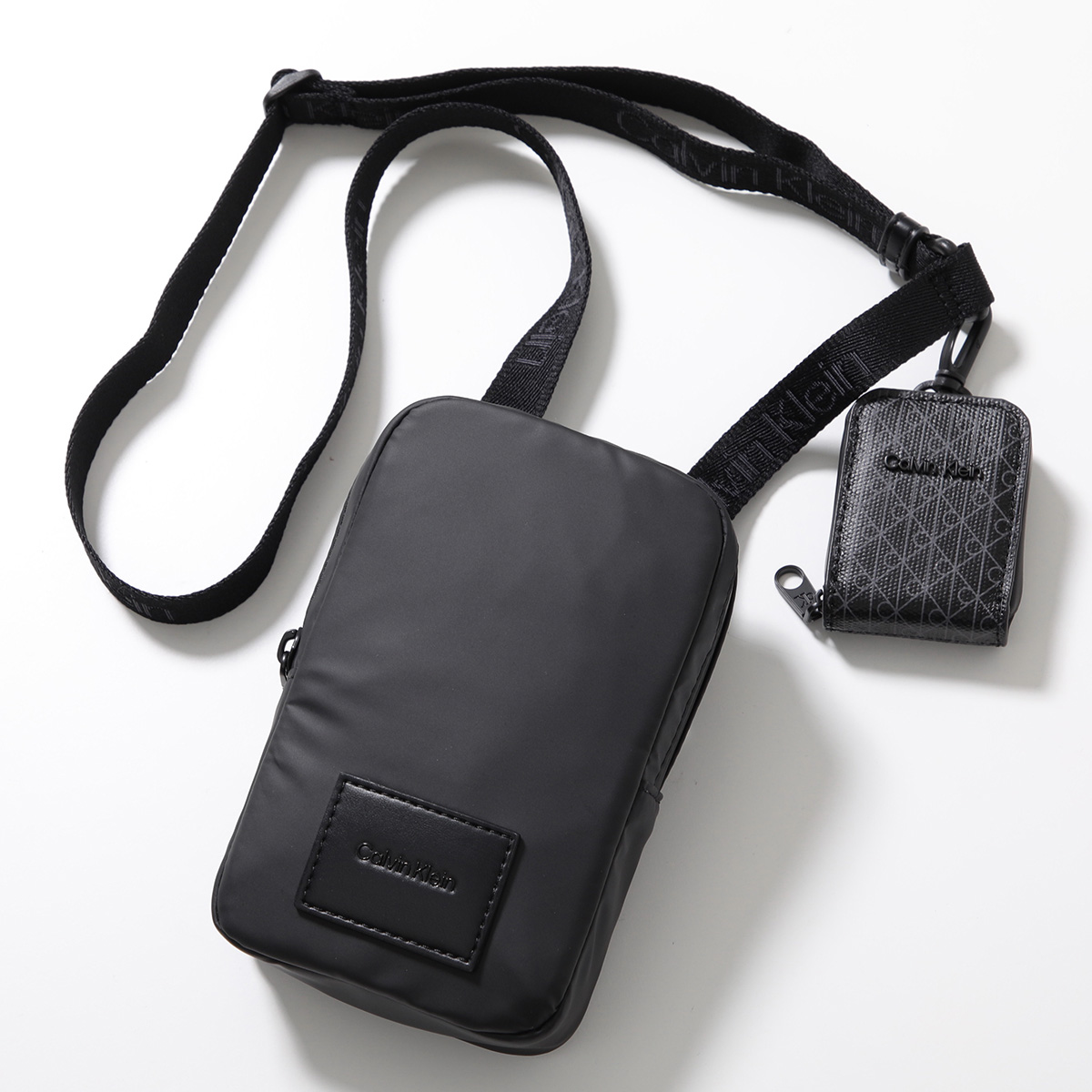 Calvin Klein（カルバン・クライン） ショルダーバッグ PUFFER UTILITY 