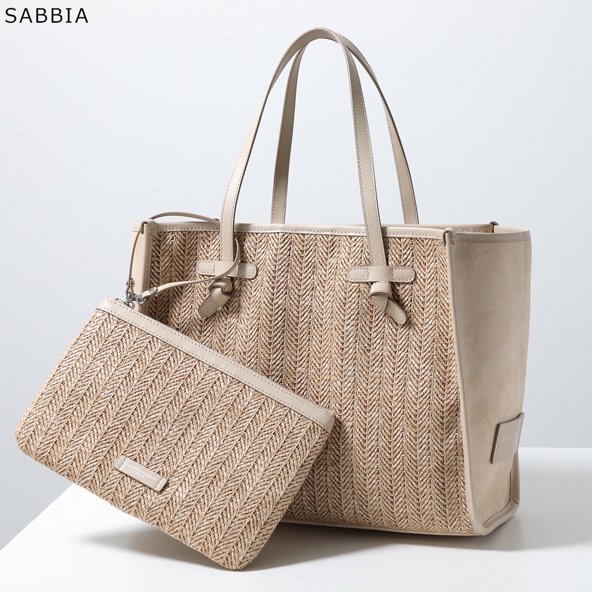 新作ジャンニキャリーニかごバック Conscious, free and authentic: the Gianni Chiarini's woman is the