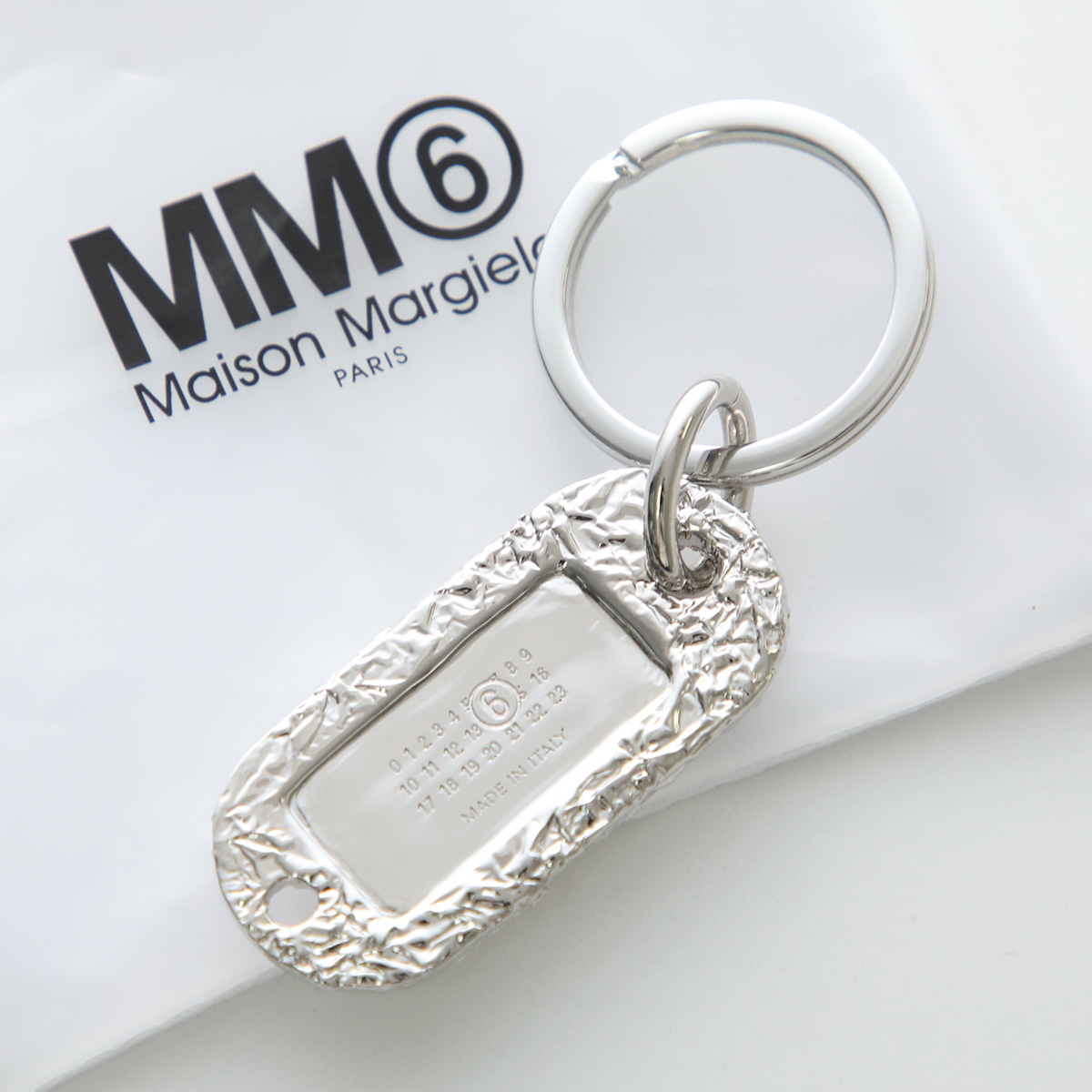 MM6 エムエムシックス メゾンマルジェラ キーリング SM6UA0020 P6622