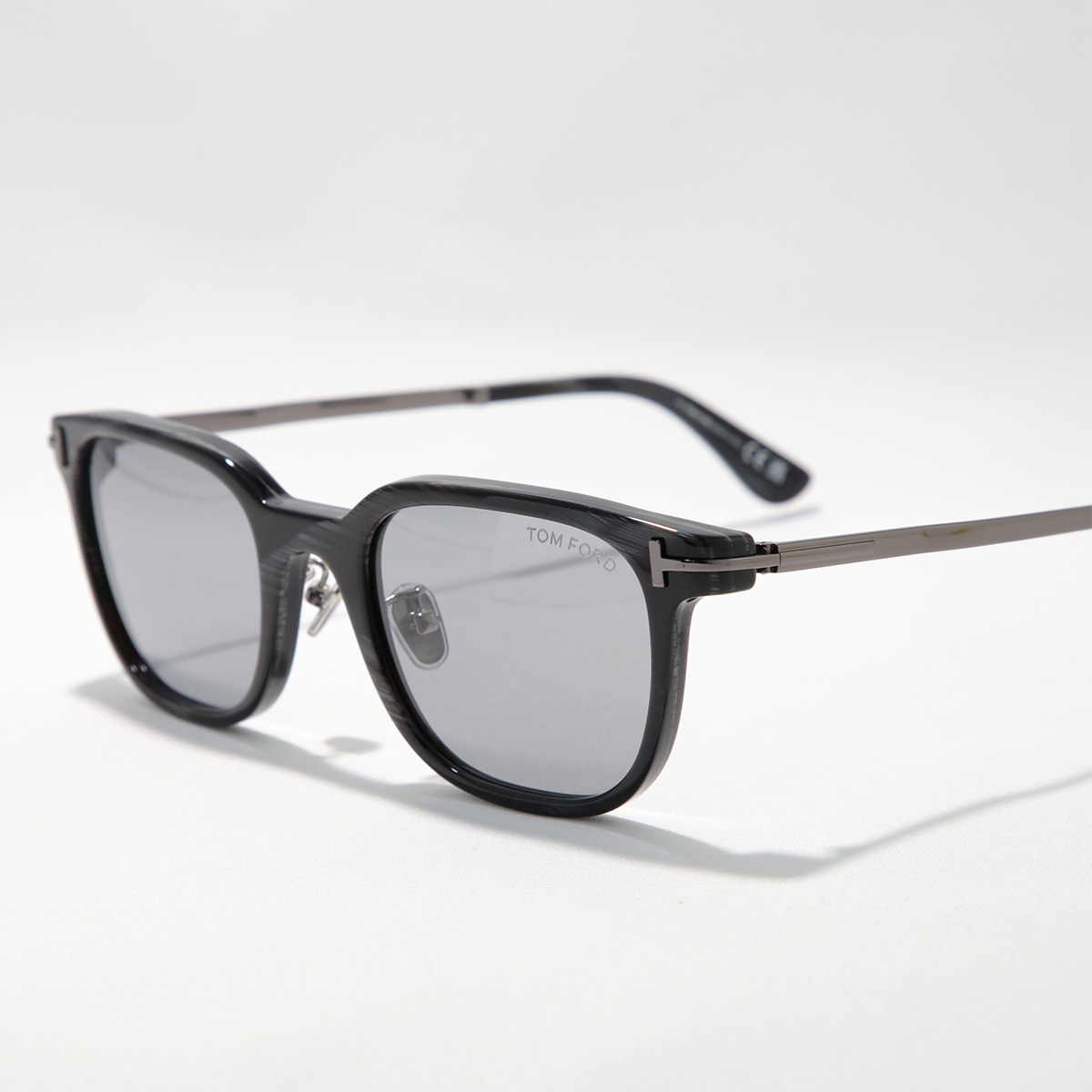 【美品】トムフォード サングラス ユニセックス 日本規格限定モデル TOM FORD（トムフォード） サングラス TF1233-D FT1233-D メンズ