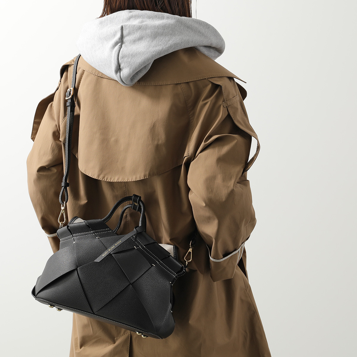 mica della valle ミカデラヴァッレ barchetta バルケッタ やぎ革 定価36300円 ショルダーバッグ ベージュ ゴールド レディース【中古】6-0304G∞ 有楽町マルイ】mica della valle barchetta | Scrap Book [2020.01.25]
