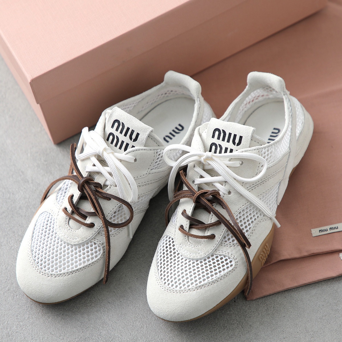 miu miu レディーススニーカー｜シューズ｜ファッション おすすめ人気