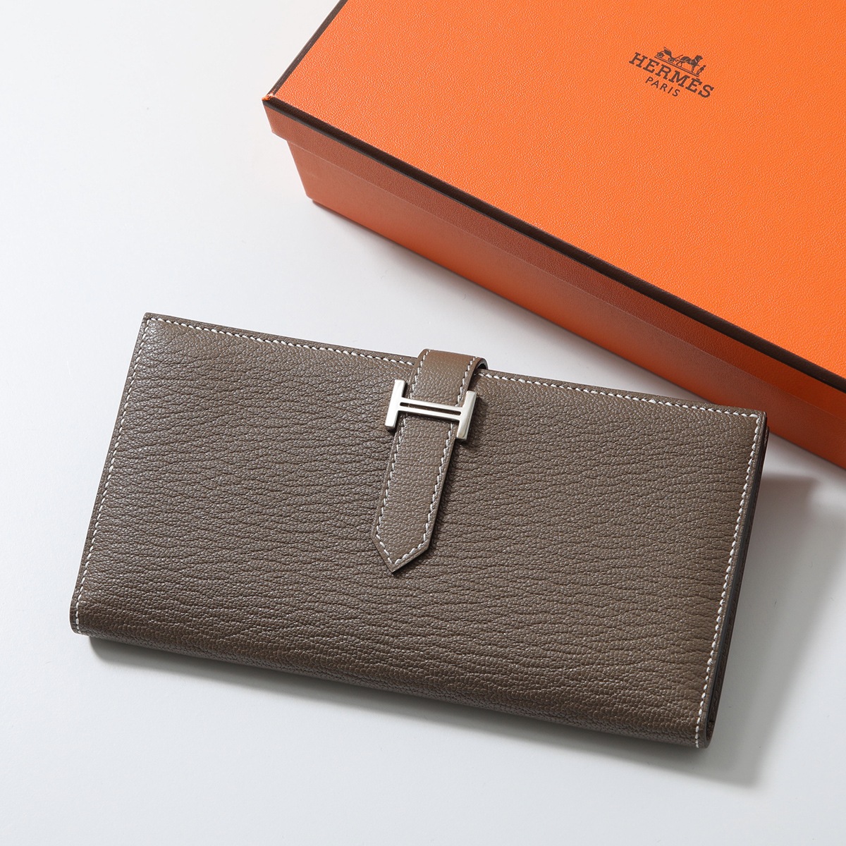 HERMES（エルメス） 二つ折り長財布 ベアン スフレ Bearn Souffle